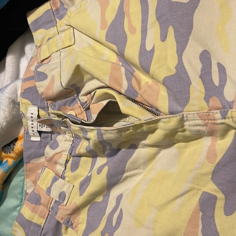 WORN ONCE  pastel color printed cargo pants